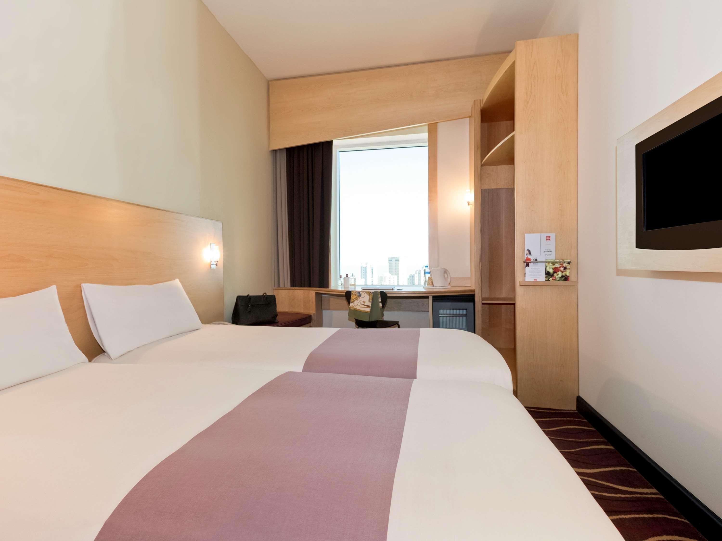 Ibis Sharq Hotel Kuwait City Exterior photo
